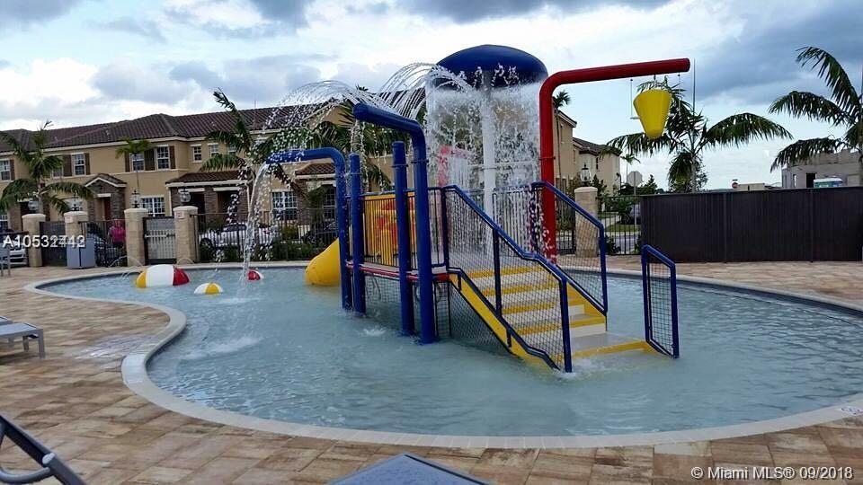 Kendall Square - Residential Lease