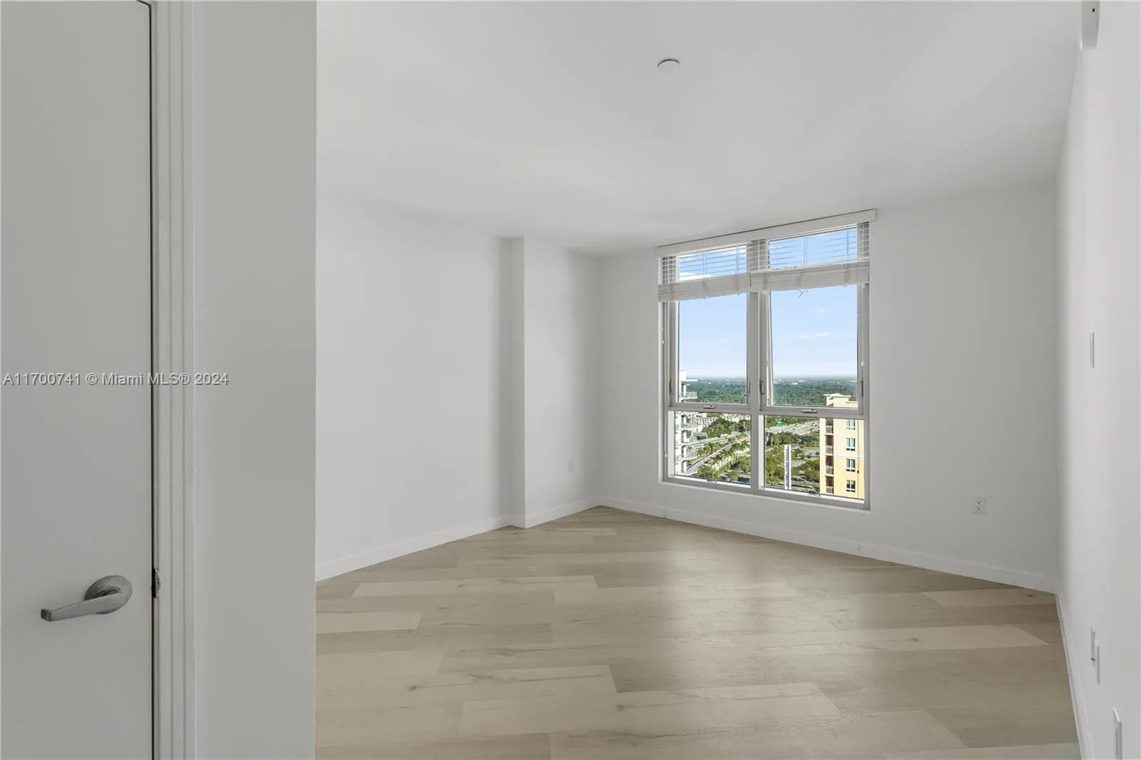 Miami, Florida 33156, United States, 2 Bedrooms Bedrooms, ,2 BathroomsBathrooms,Residential,Active,30067