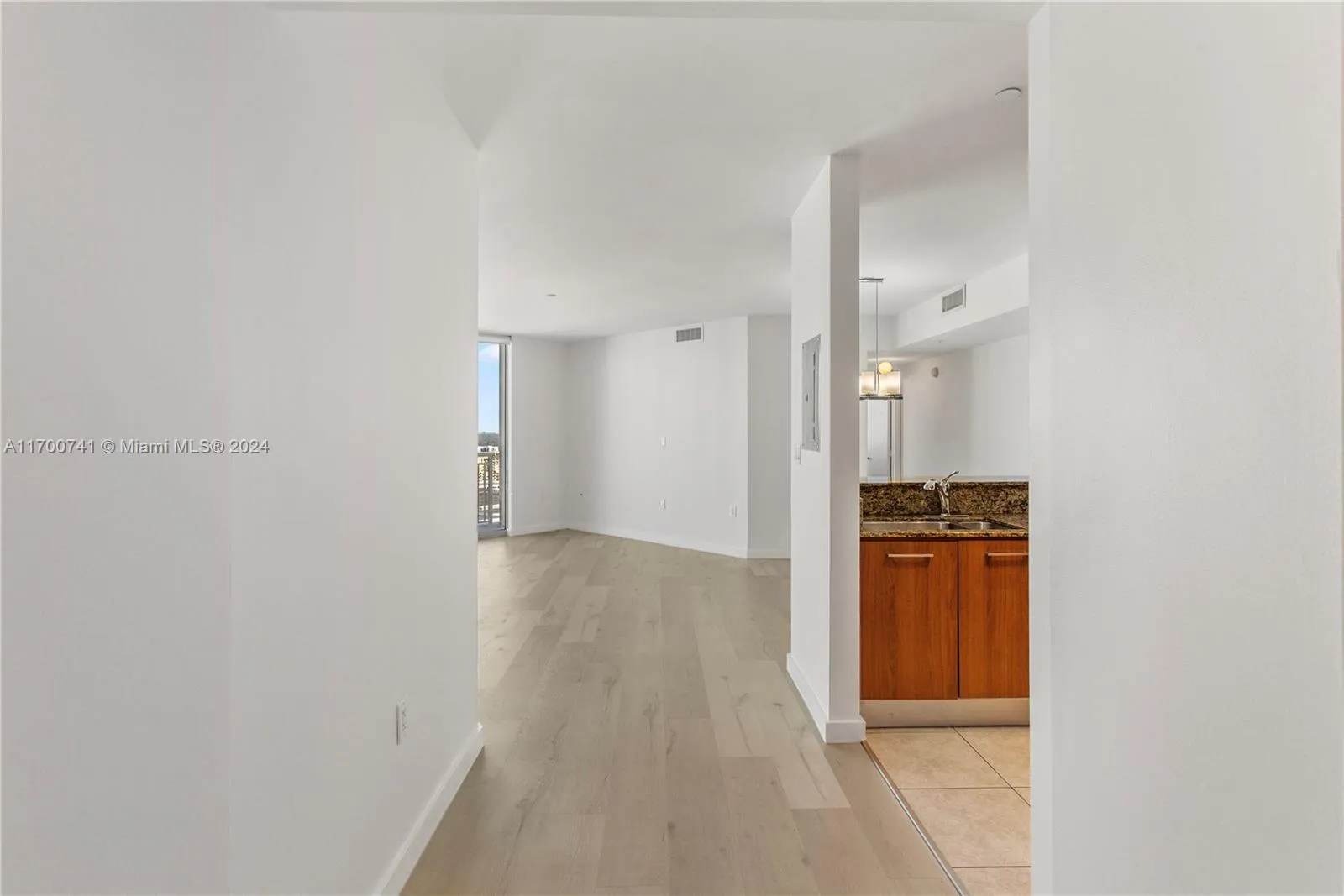 Miami, Florida 33156, United States, 2 Bedrooms Bedrooms, ,2 BathroomsBathrooms,Residential,Active,30067