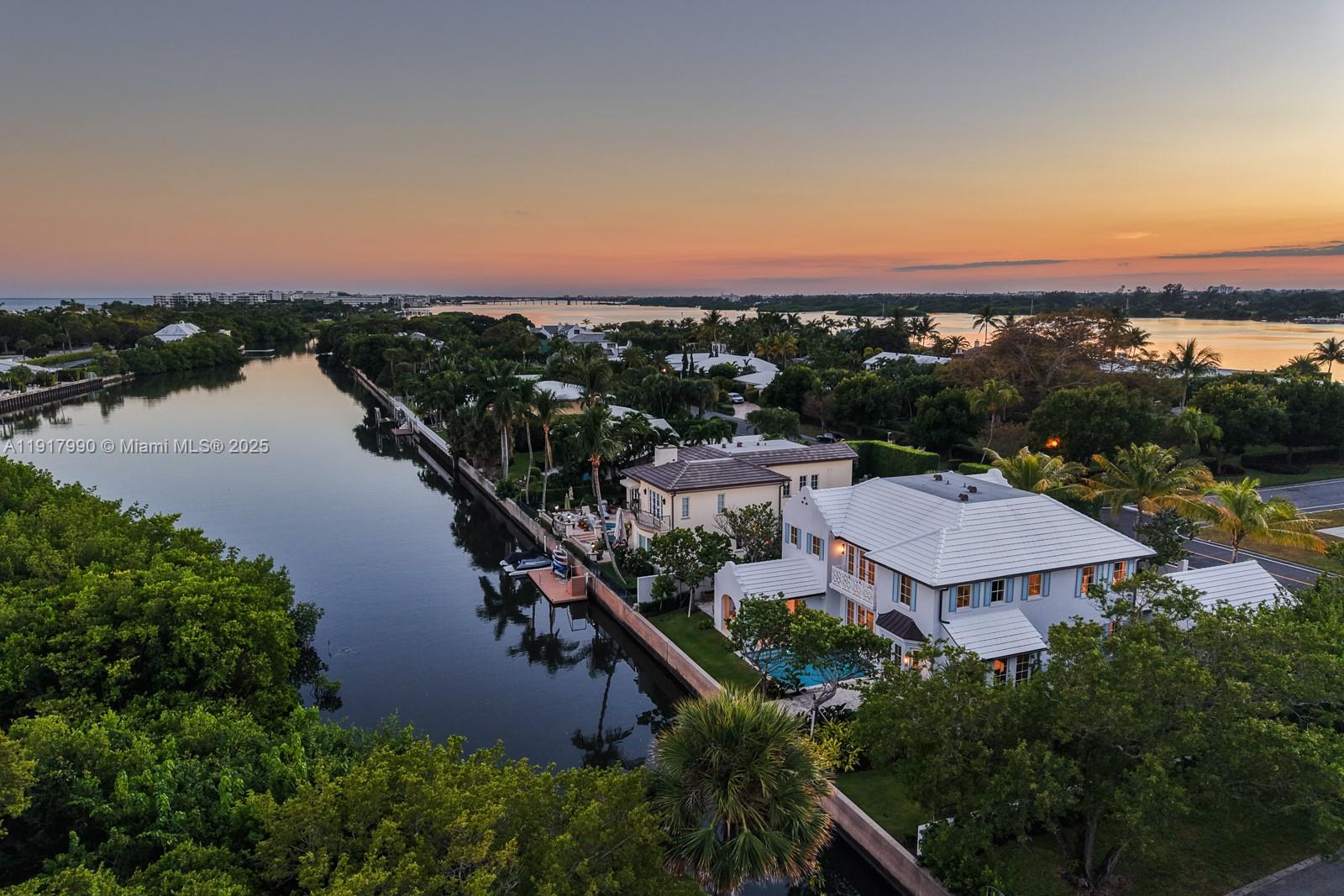 IBIS ISLE - Residential