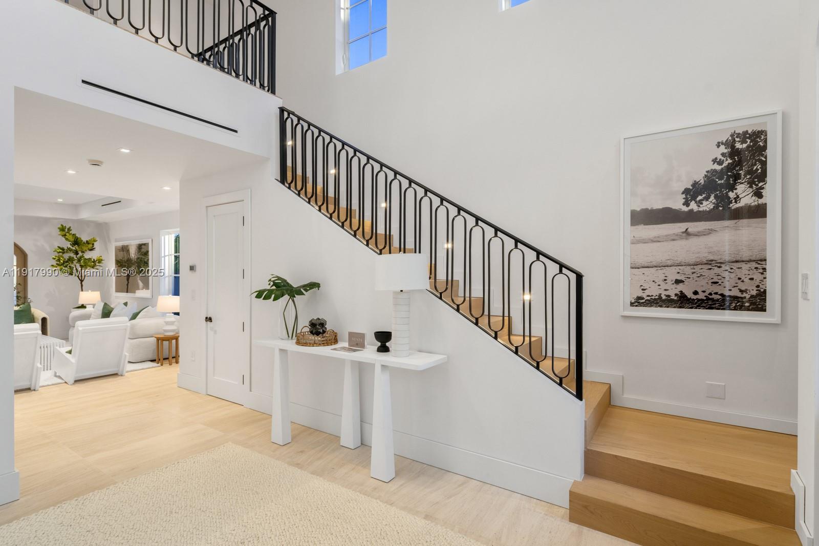 IBIS ISLE - Residential