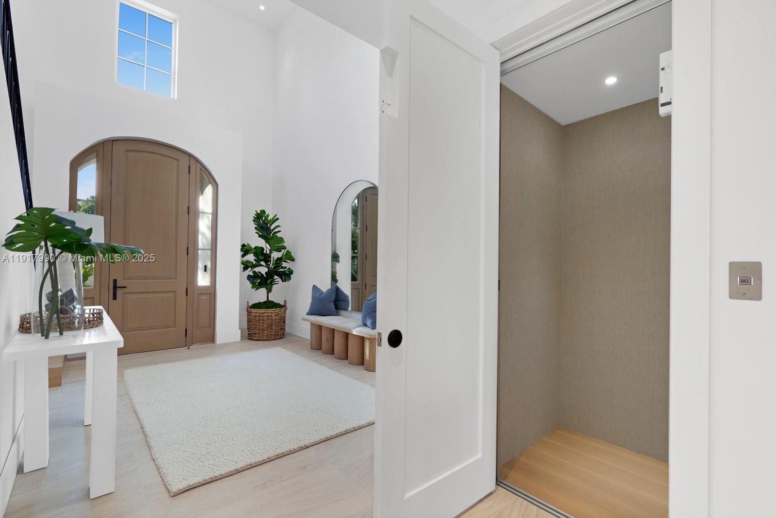 IBIS ISLE - Residential