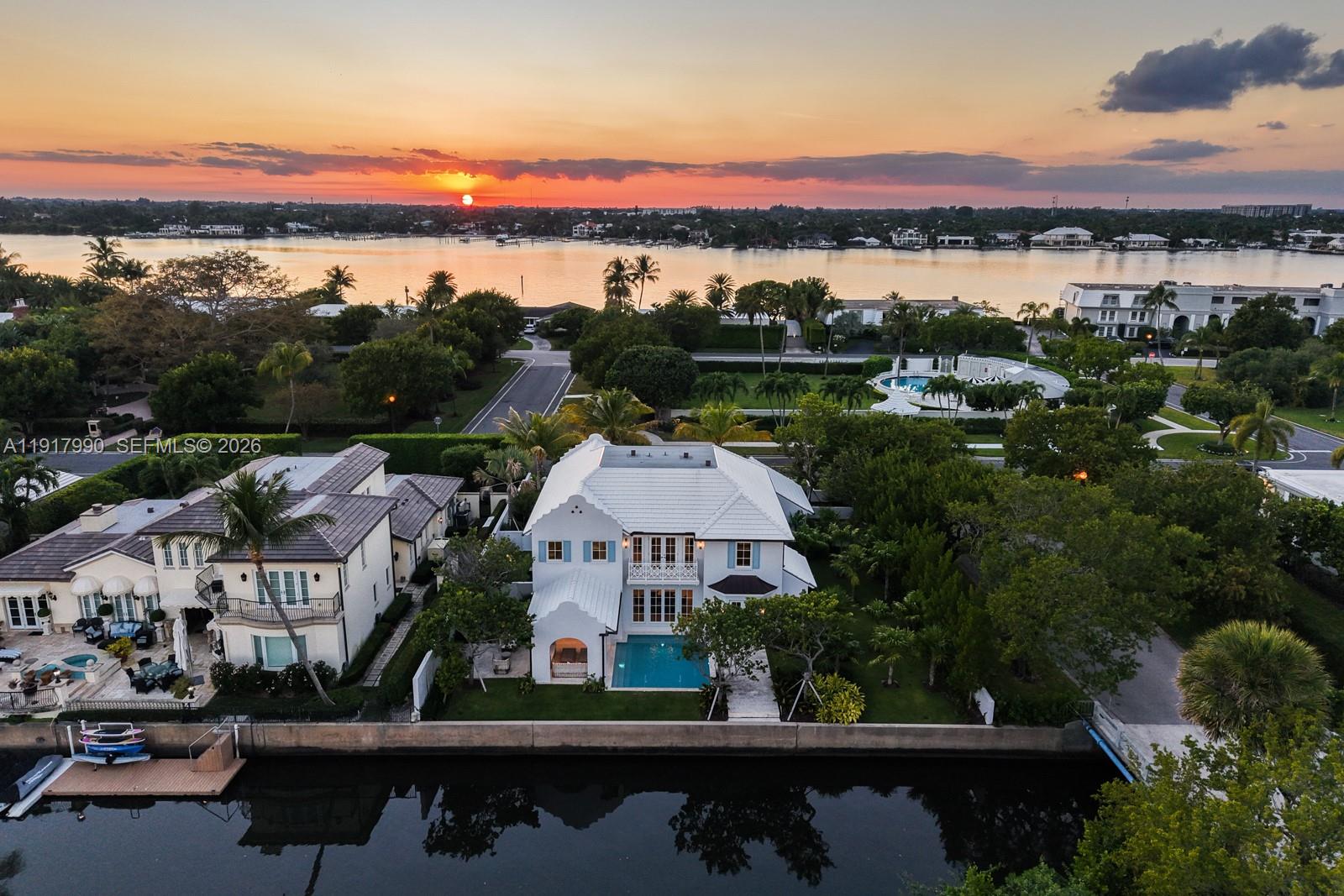 IBIS ISLE - Residential