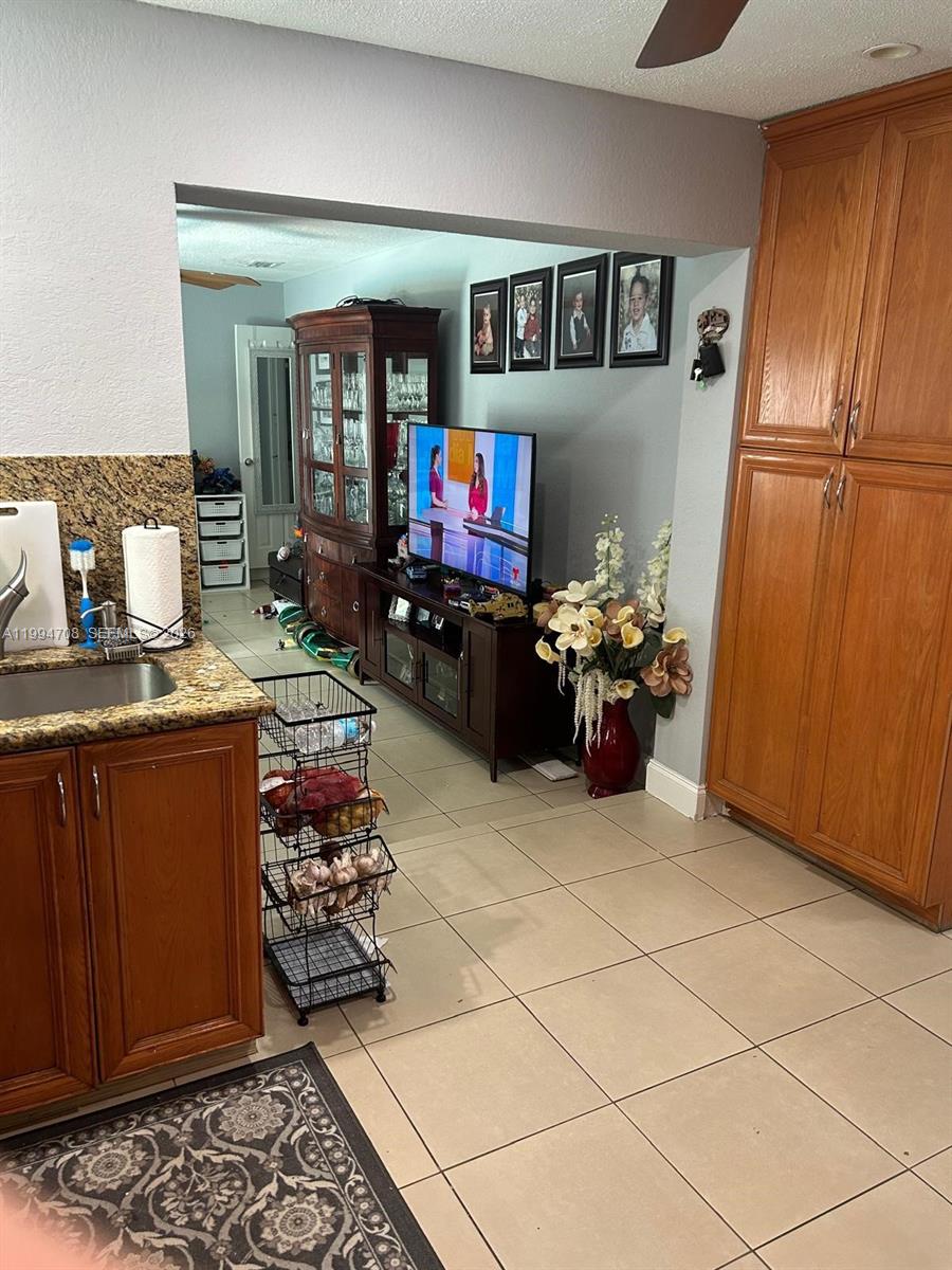 ORIOLE MARGATE SEC 1 - Residential