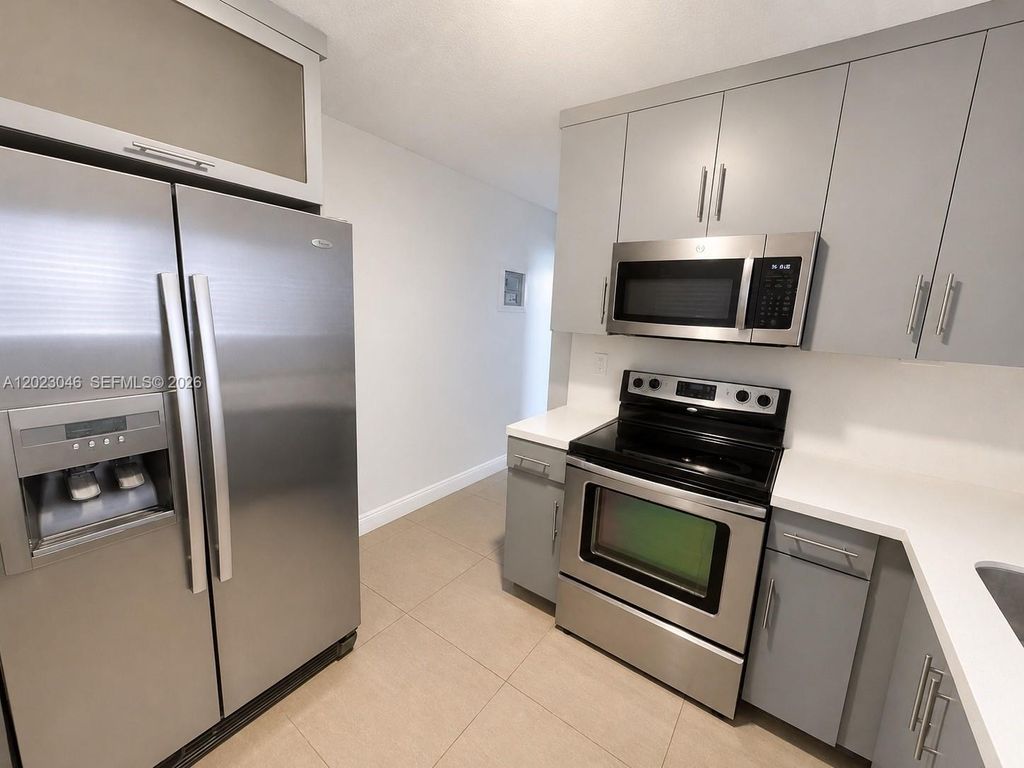 Photo of 811 NW 6th Ave #4, Pompano Beach, FL 33060 (MLS # A12023046)