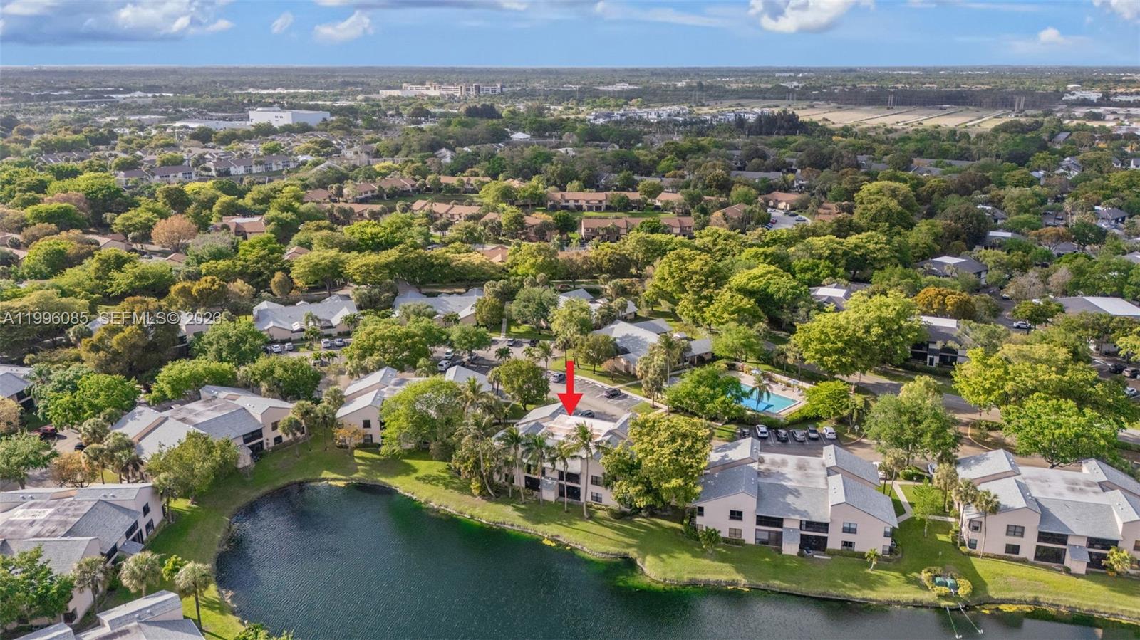 KARANDA VILLAGE V-C CONDO - Residential