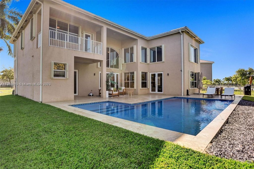 Photo of 4120 SW 194th Ter, Miramar, FL 33029 (MLS # A11363119)