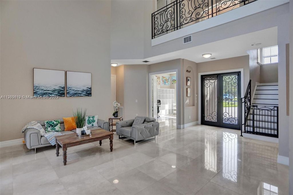 Photo of 4120 SW 194th Ter, Miramar, FL 33029 (MLS # A11363119)