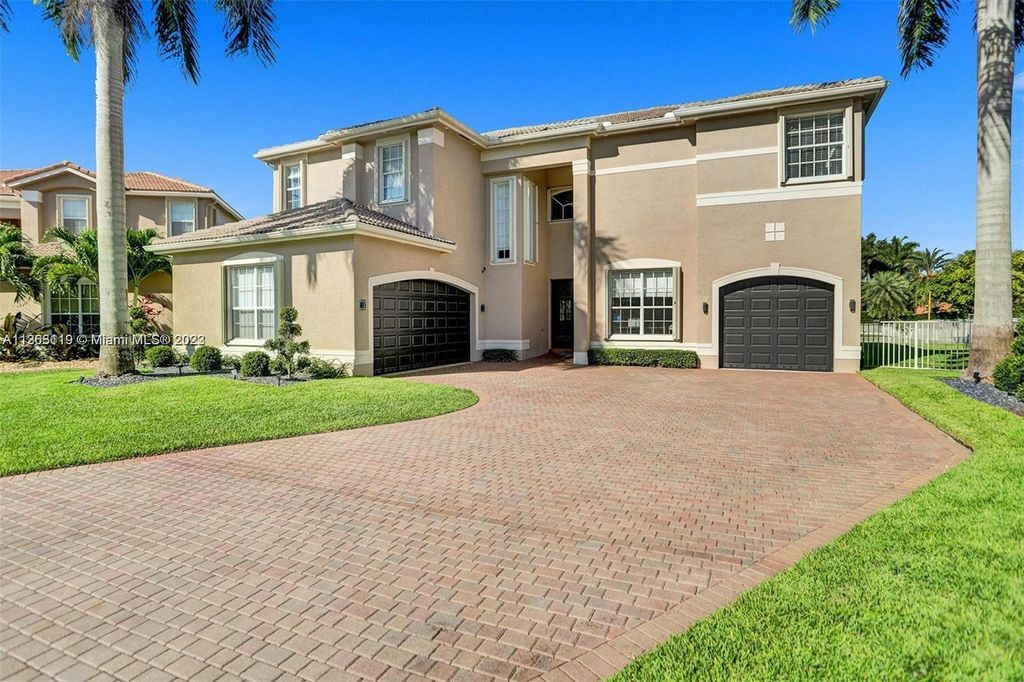 Photo of 4120 SW 194th Ter, Miramar, FL 33029 (MLS # A11363119)