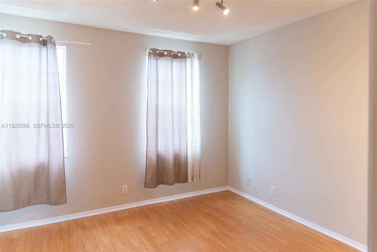 BONAVENTURE - Residential Lease