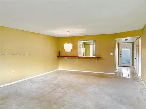 MLS: A11767844