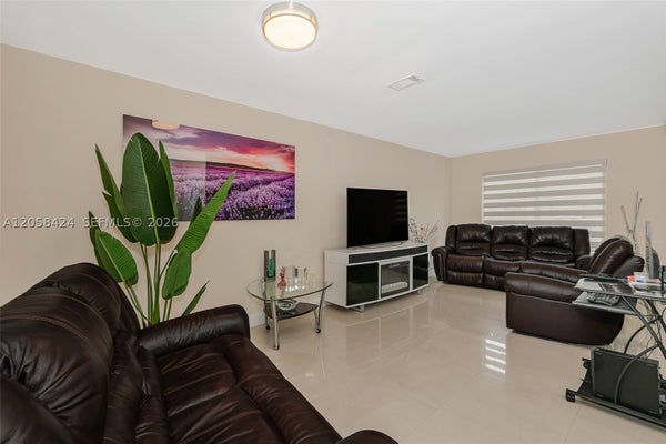 11559 SW 7TH ST, MIAMI, FL 33174 - Image 534bd6128b0326e4c4cb824b28cf7f8a/73100824