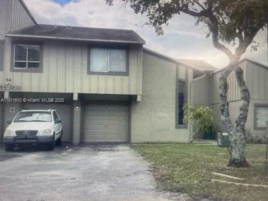 *INVESTORS DREAM* Great rental community offering  this 3-bedroom, 2-bathroom townhouse with a 1-car garage. Unit offers interior laundry area with WD Hookup. Currently leased month to month. Recently updated. Seller motivated.