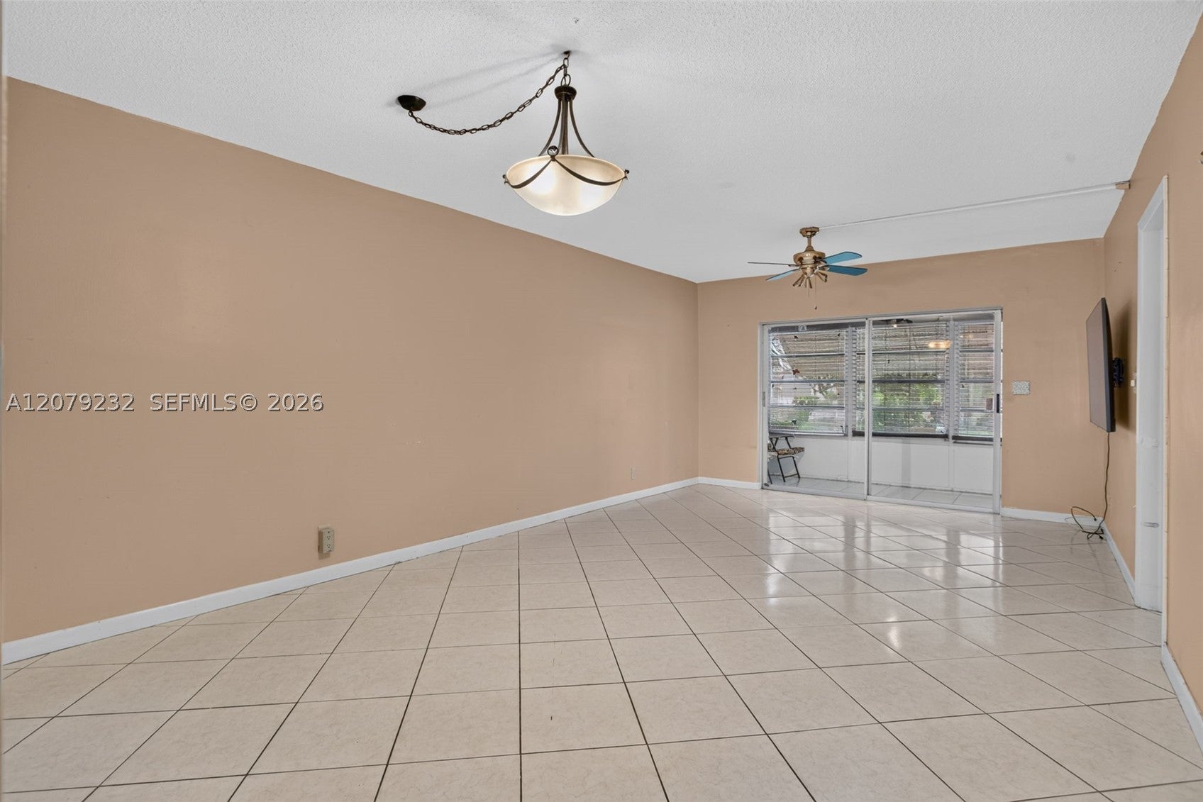 2551 W Golf Blvd 101