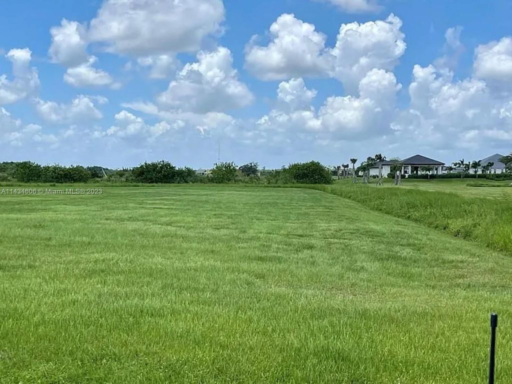 Photo of 6330 SW Saddlebrook Ln, Palm City, FL 34990 (MLS # A11434606)