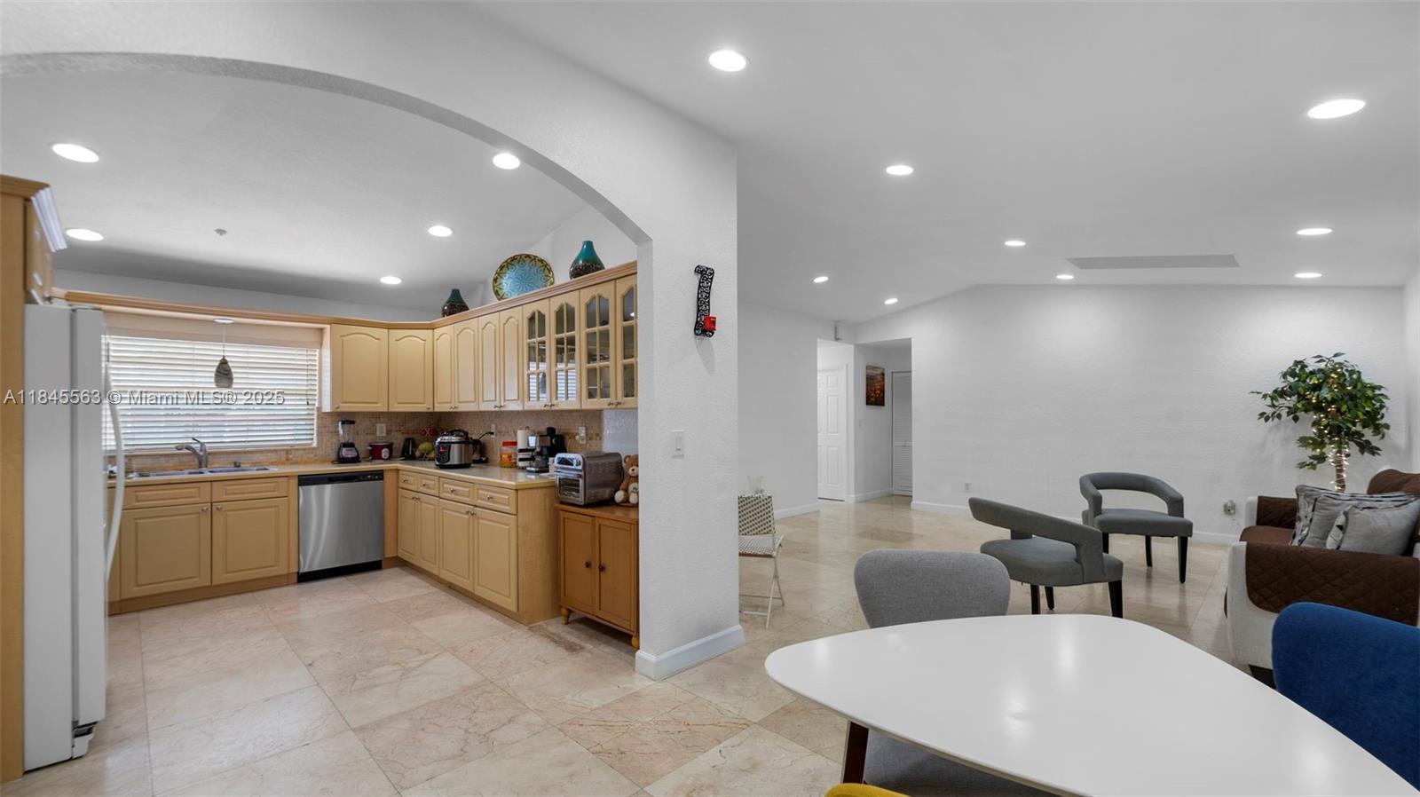 WINSTON PARK UNIT 7 - Residential