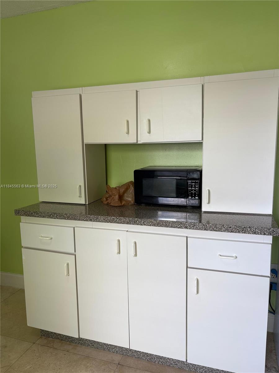 WINSTON PARK UNIT 7 - Residential