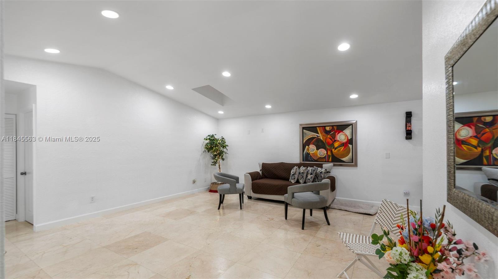 WINSTON PARK UNIT 7 - Residential