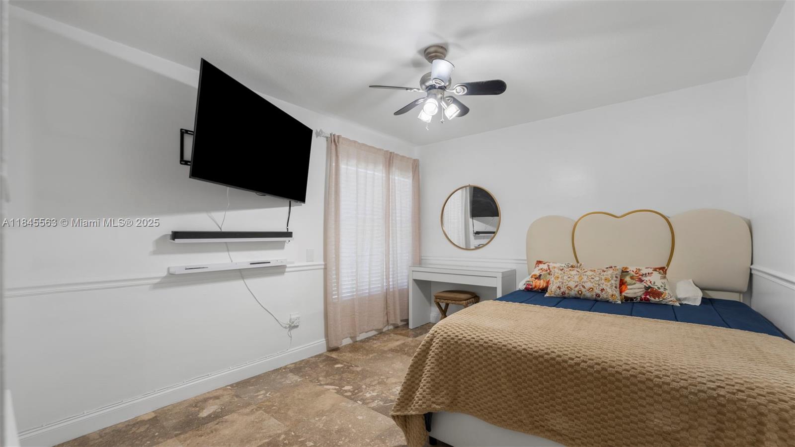 WINSTON PARK UNIT 7 - Residential