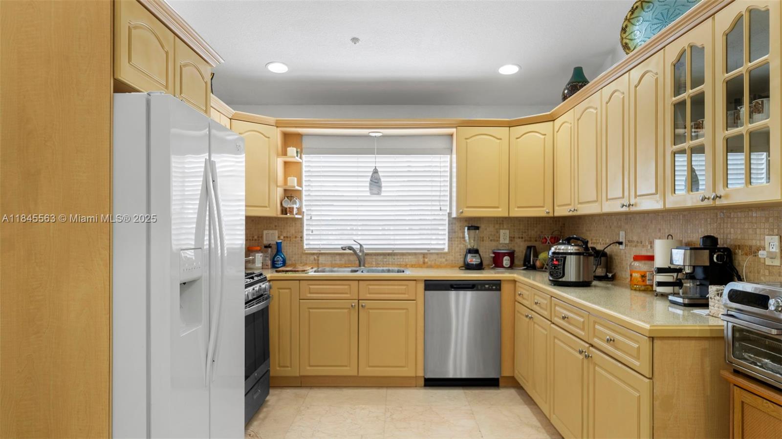 WINSTON PARK UNIT 7 - Residential