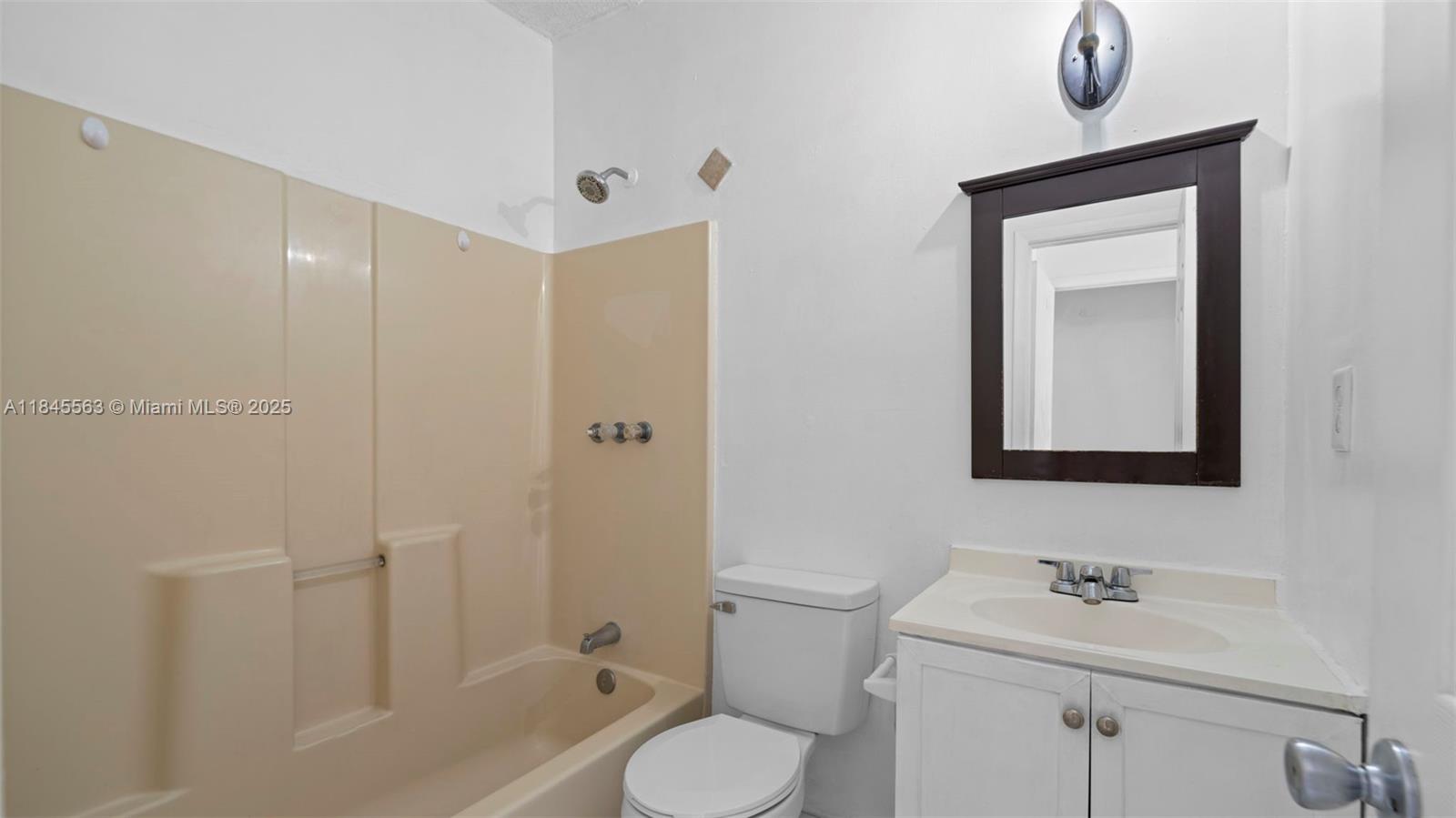 WINSTON PARK UNIT 7 - Residential