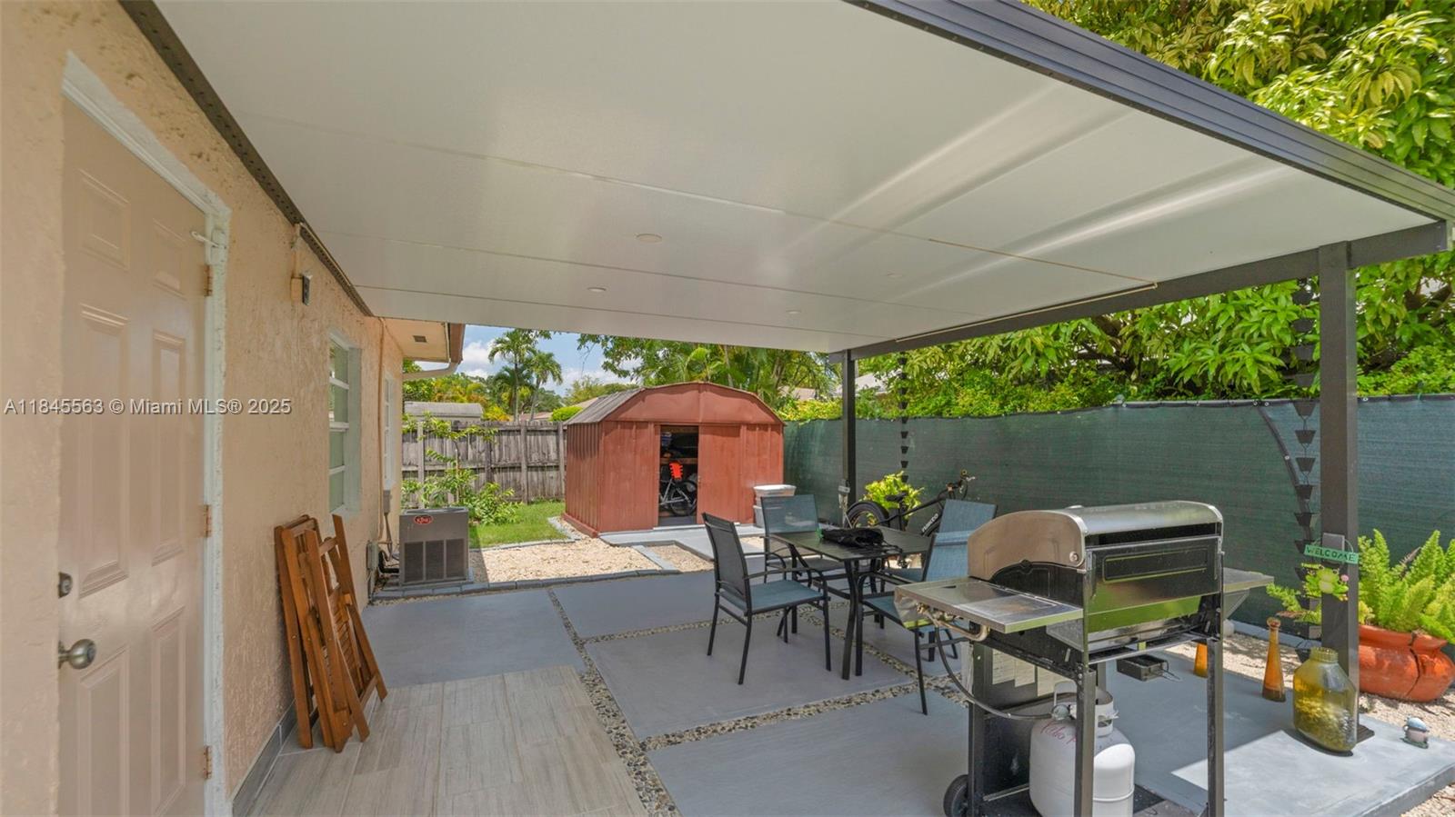 WINSTON PARK UNIT 7 - Residential