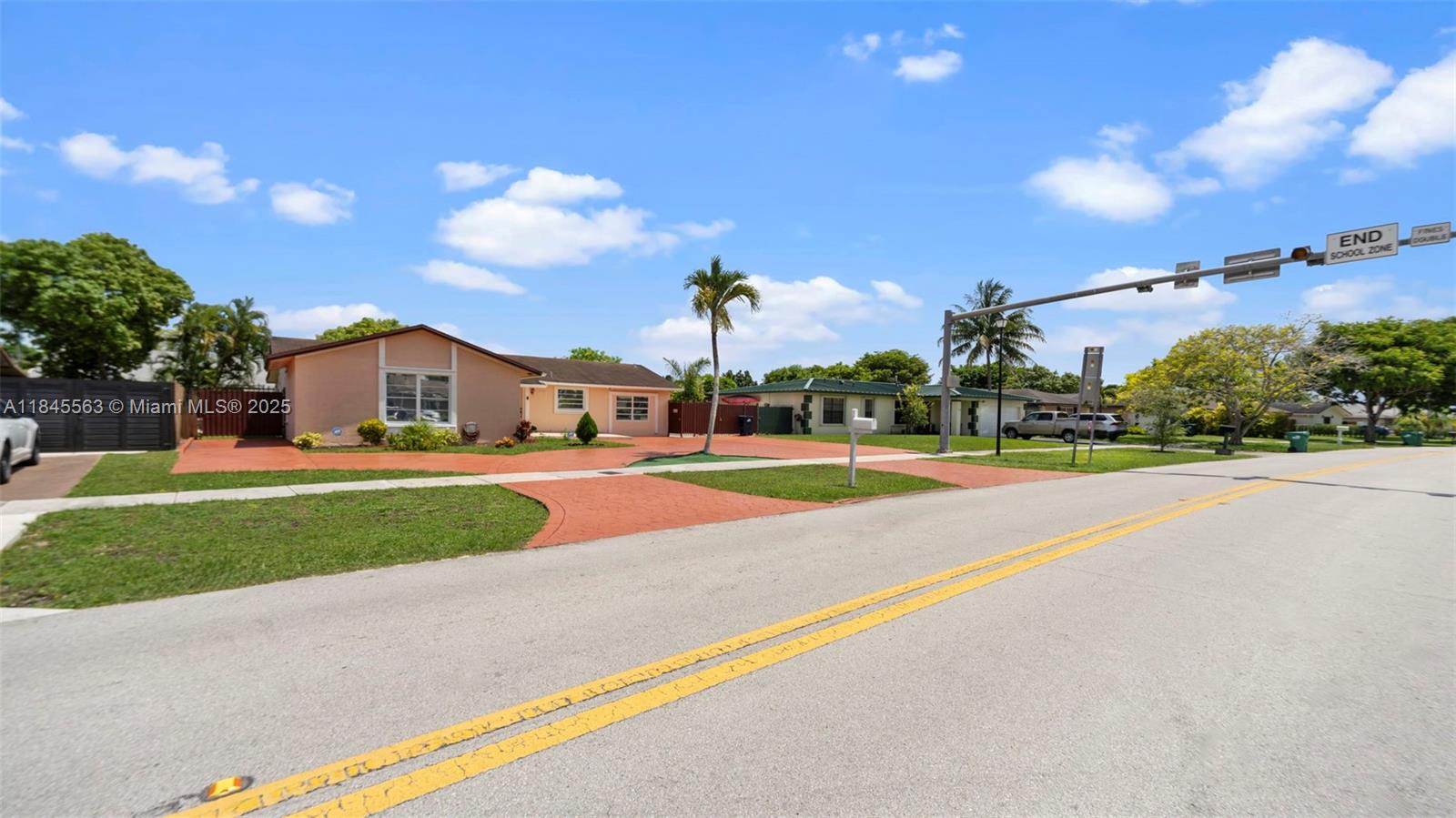 WINSTON PARK UNIT 7 - Residential