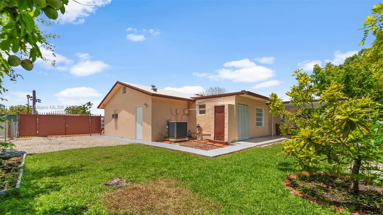 WINSTON PARK UNIT 7 - Residential