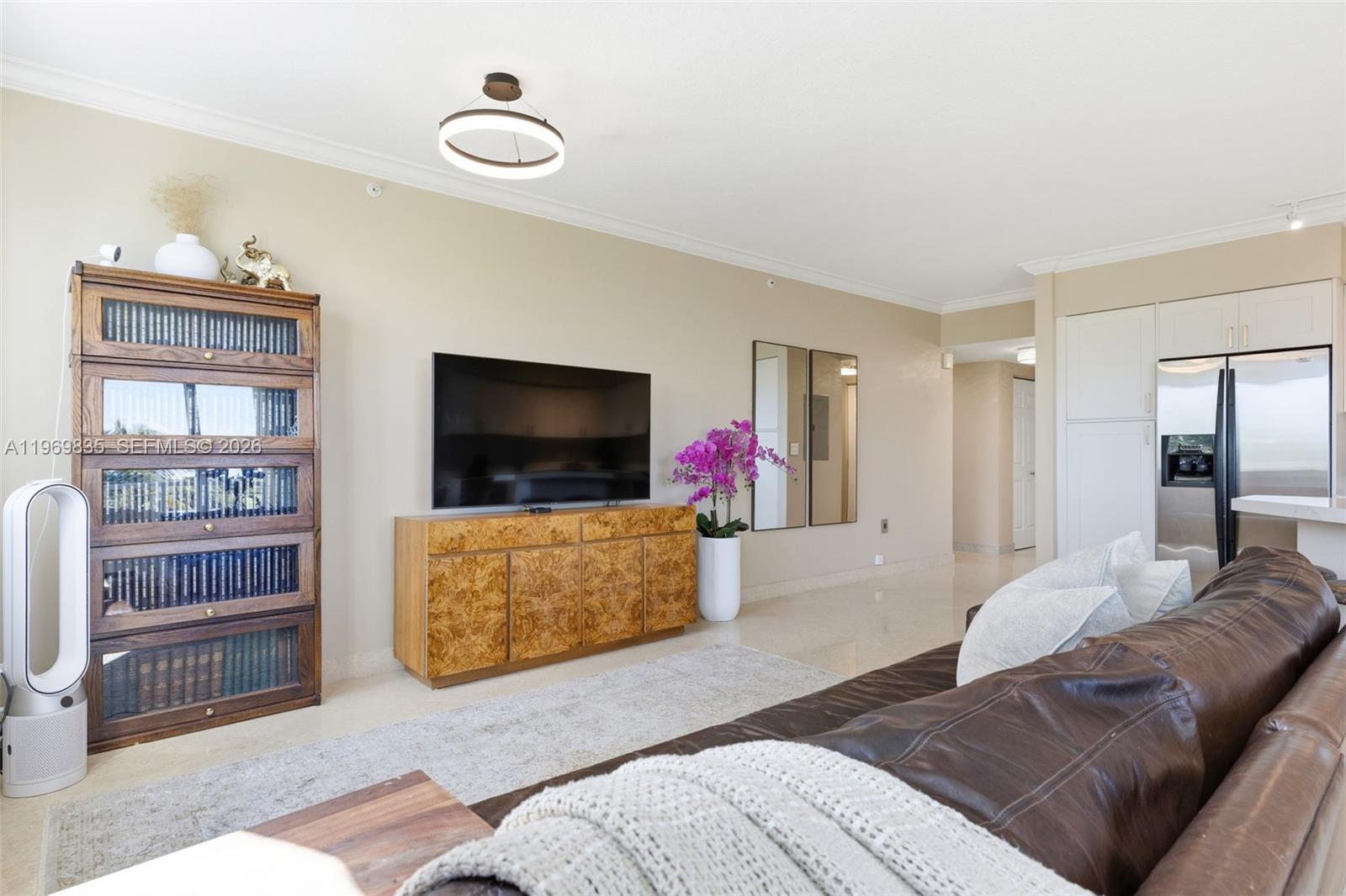 DUO CONDOMINIUM WEST - Residential