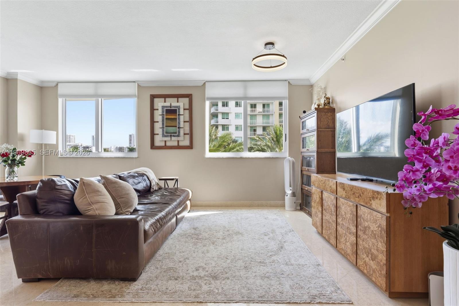 DUO CONDOMINIUM WEST - Residential