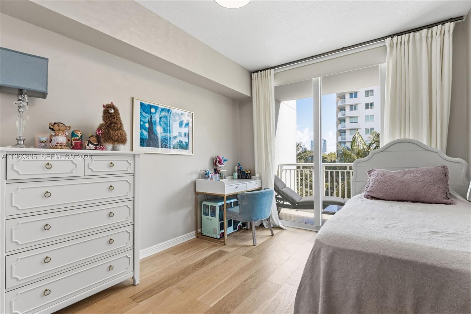 DUO CONDOMINIUM WEST - Residential