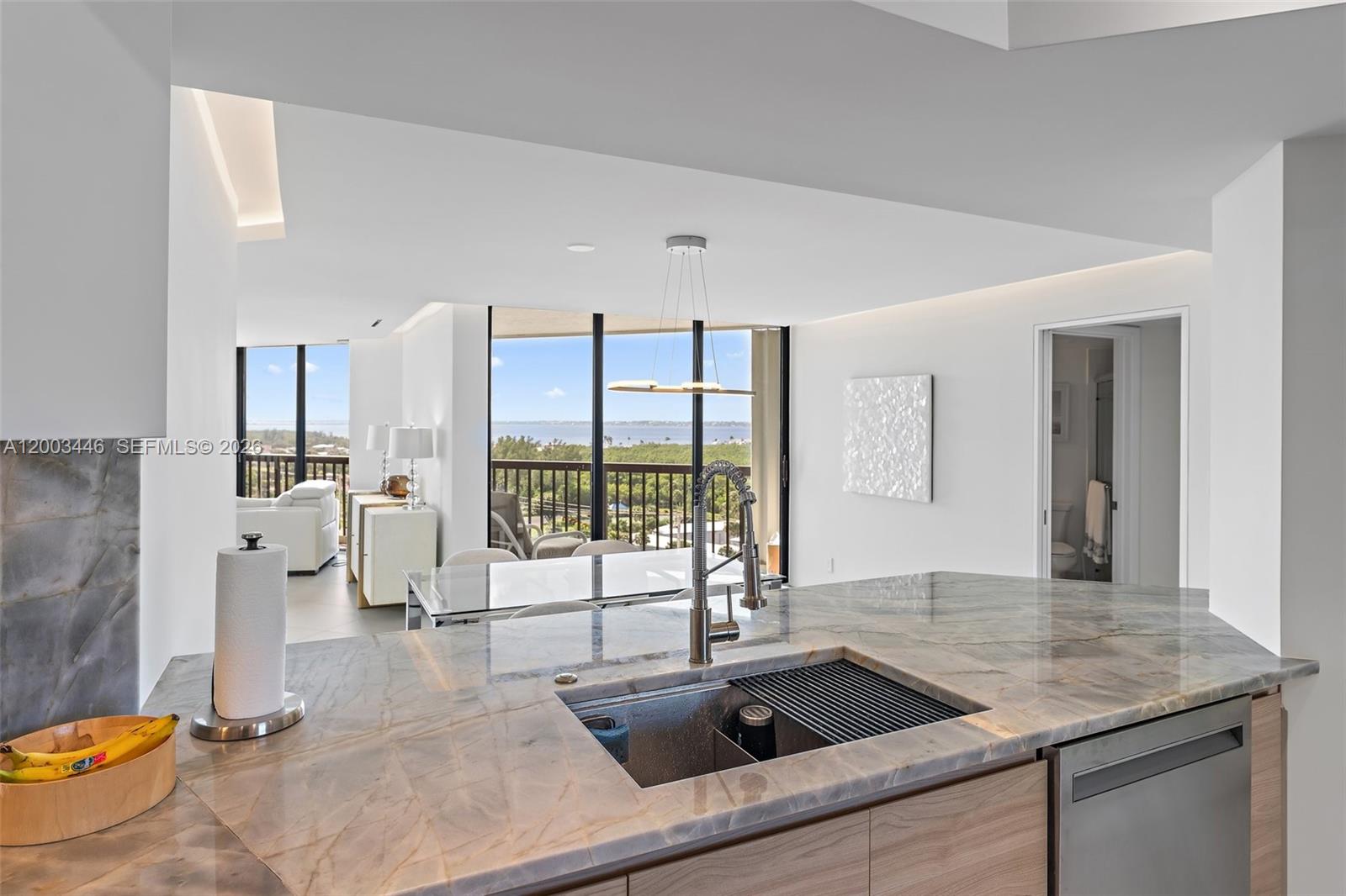 ISLANDIA II CONDOMINIUM - Residential Lease