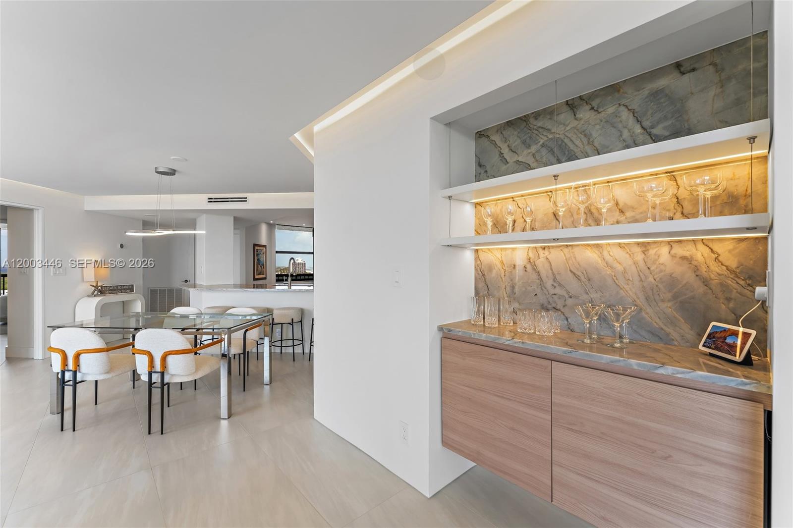 ISLANDIA II CONDOMINIUM - Residential Lease