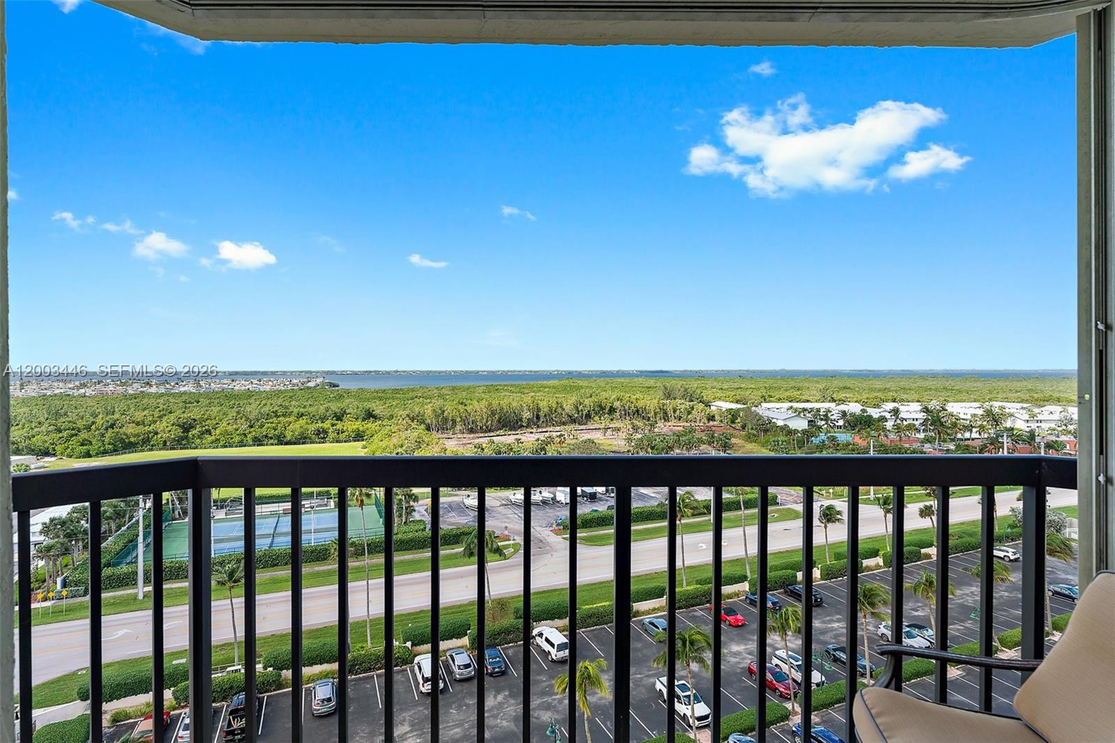 ISLANDIA II CONDOMINIUM - Residential Lease