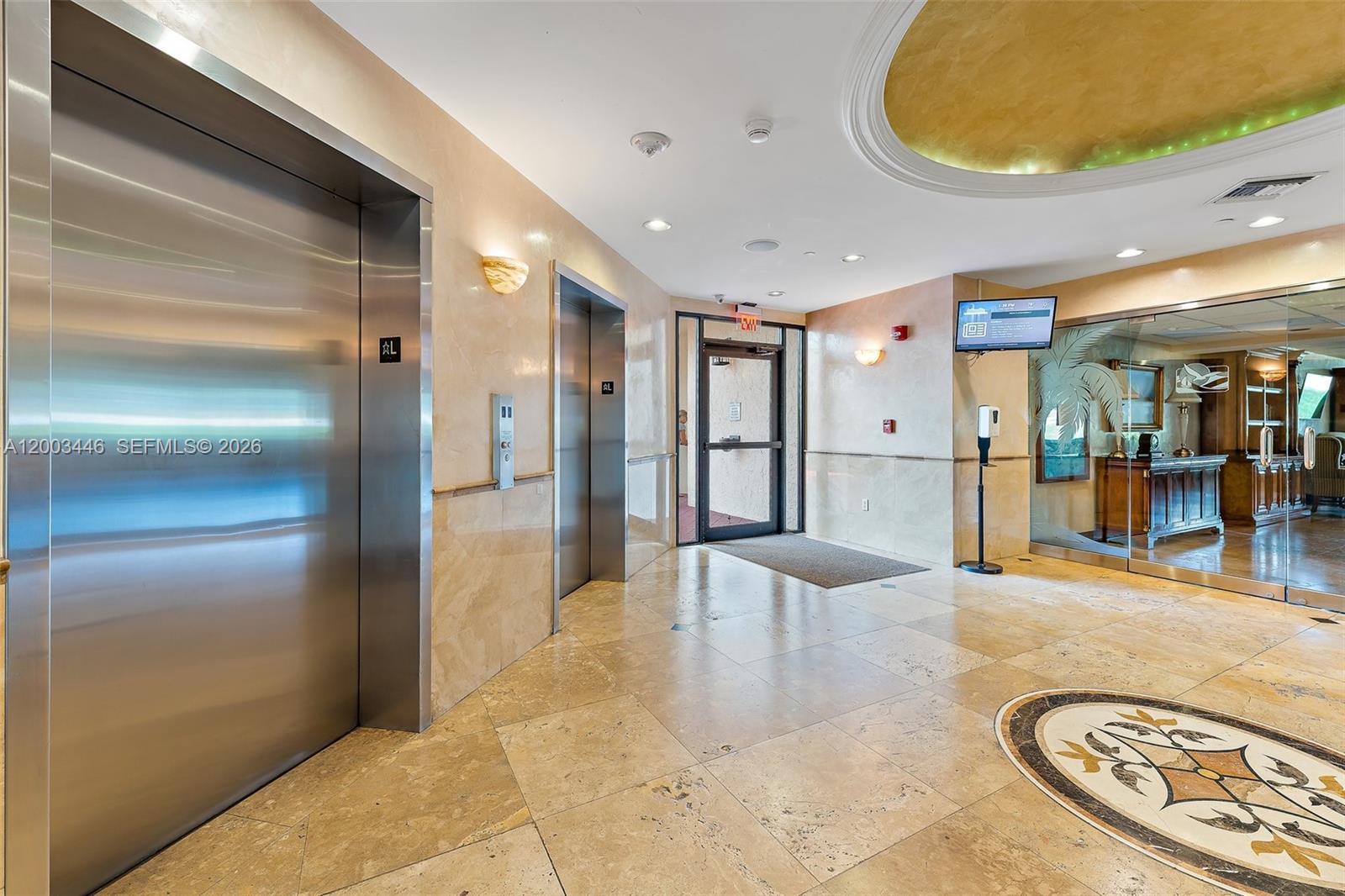 ISLANDIA II CONDOMINIUM - Residential Lease