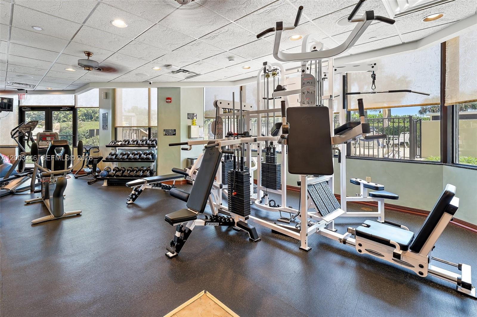 ISLANDIA II CONDOMINIUM - Residential Lease