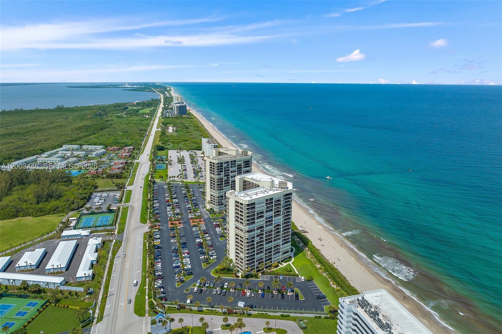 ISLANDIA II CONDOMINIUM - Residential Lease