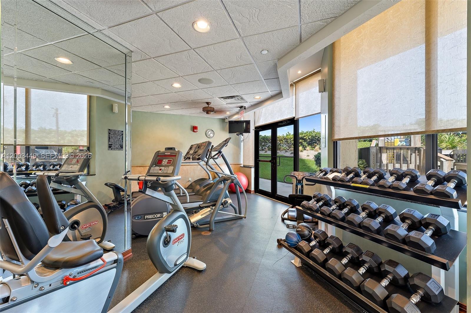 ISLANDIA II CONDOMINIUM - Residential Lease