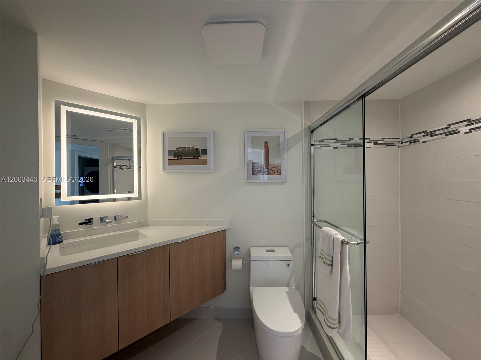 ISLANDIA II CONDOMINIUM - Residential Lease