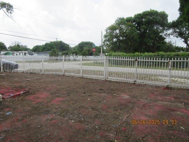 EVERGLADES AVE HTS ADDN - Residential