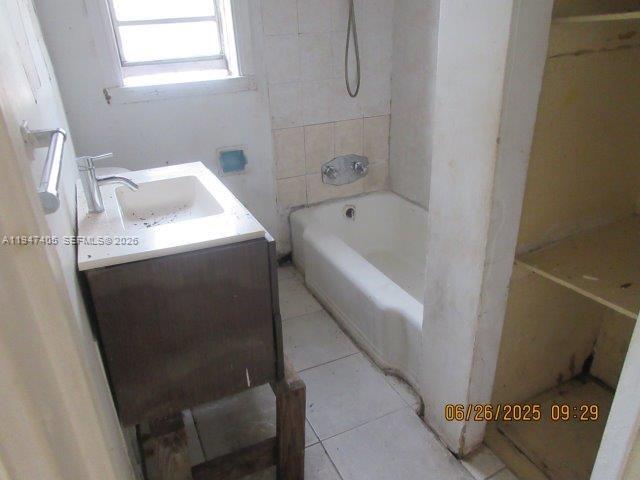 EVERGLADES AVE HTS ADDN - Residential