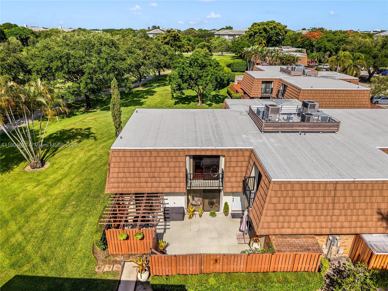 PINE ISLAND RIDGE SECTION - Residential