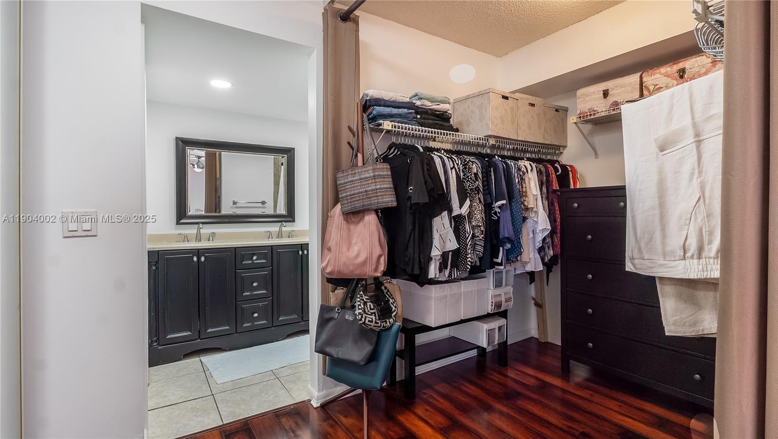 PINE ISLAND RIDGE SECTION - Residential