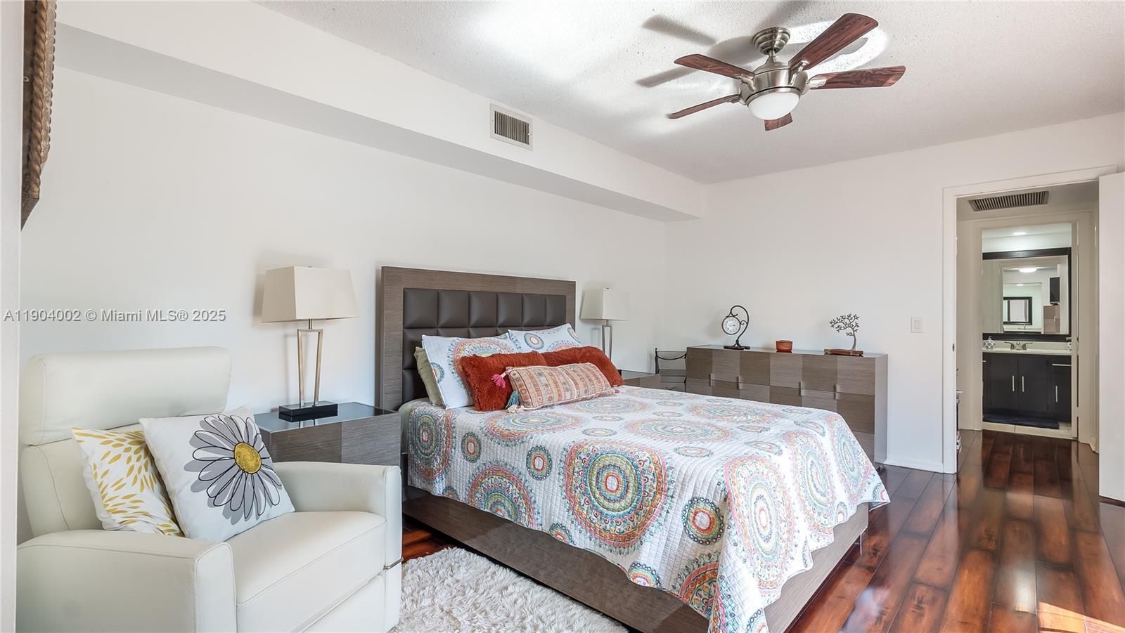 PINE ISLAND RIDGE SECTION - Residential