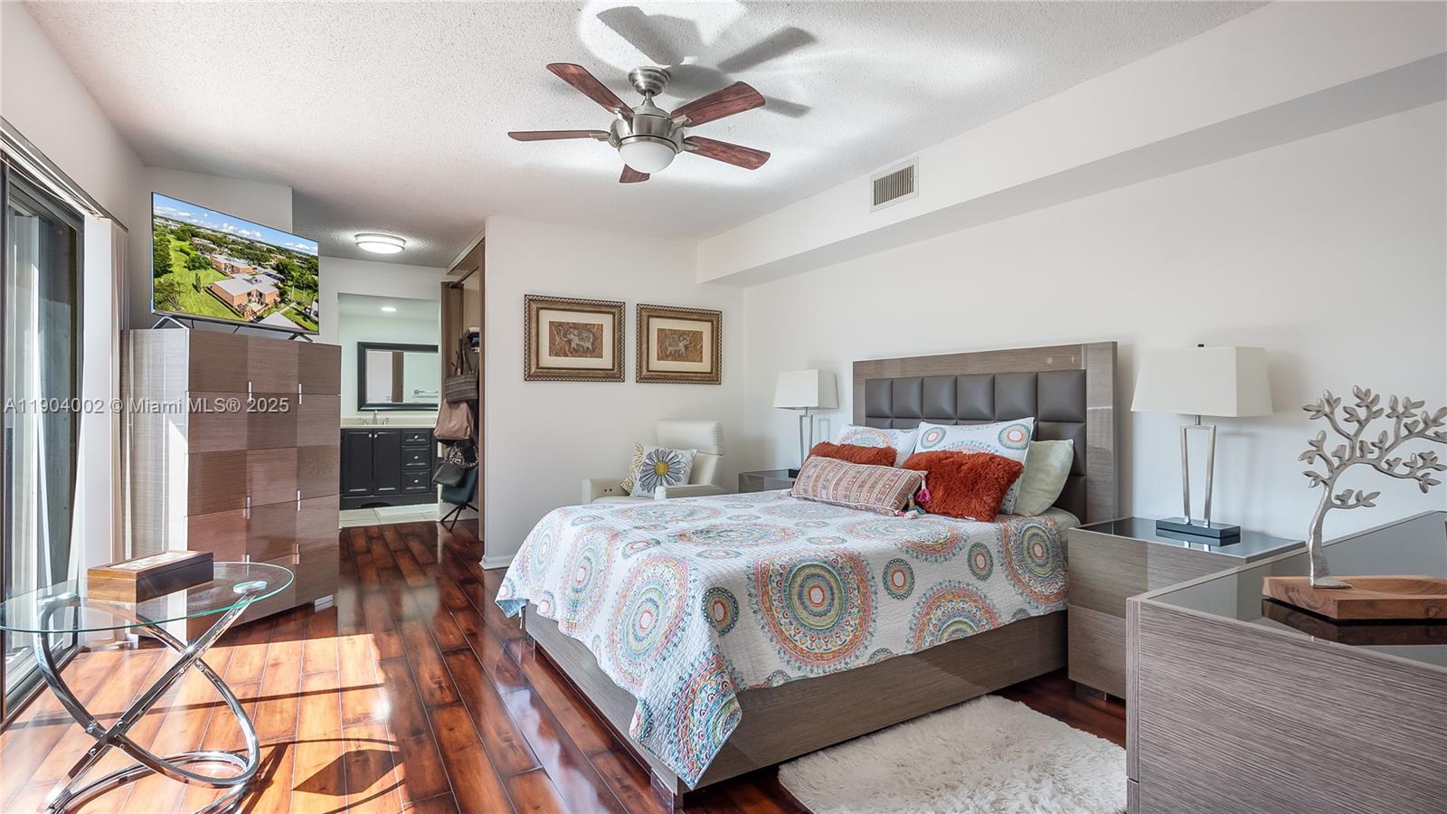 PINE ISLAND RIDGE SECTION - Residential