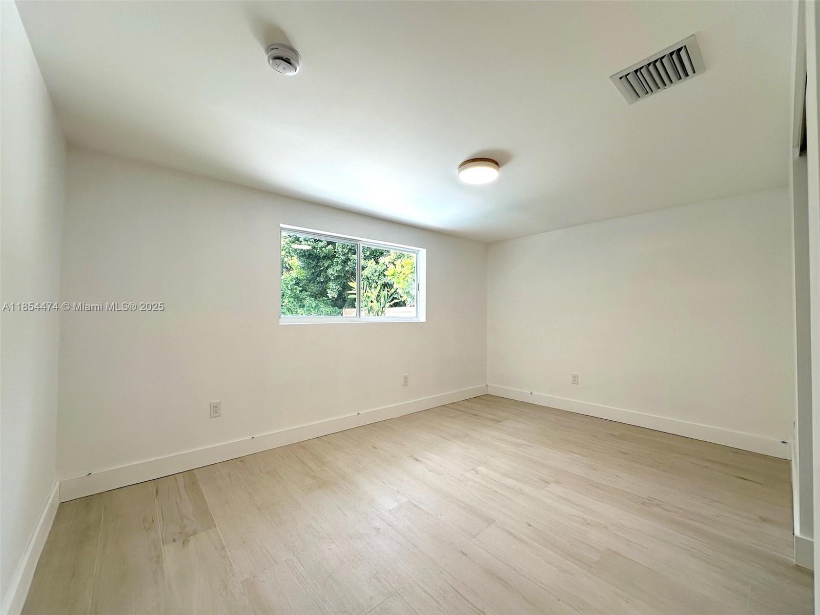 TRAIL PARK - Residential