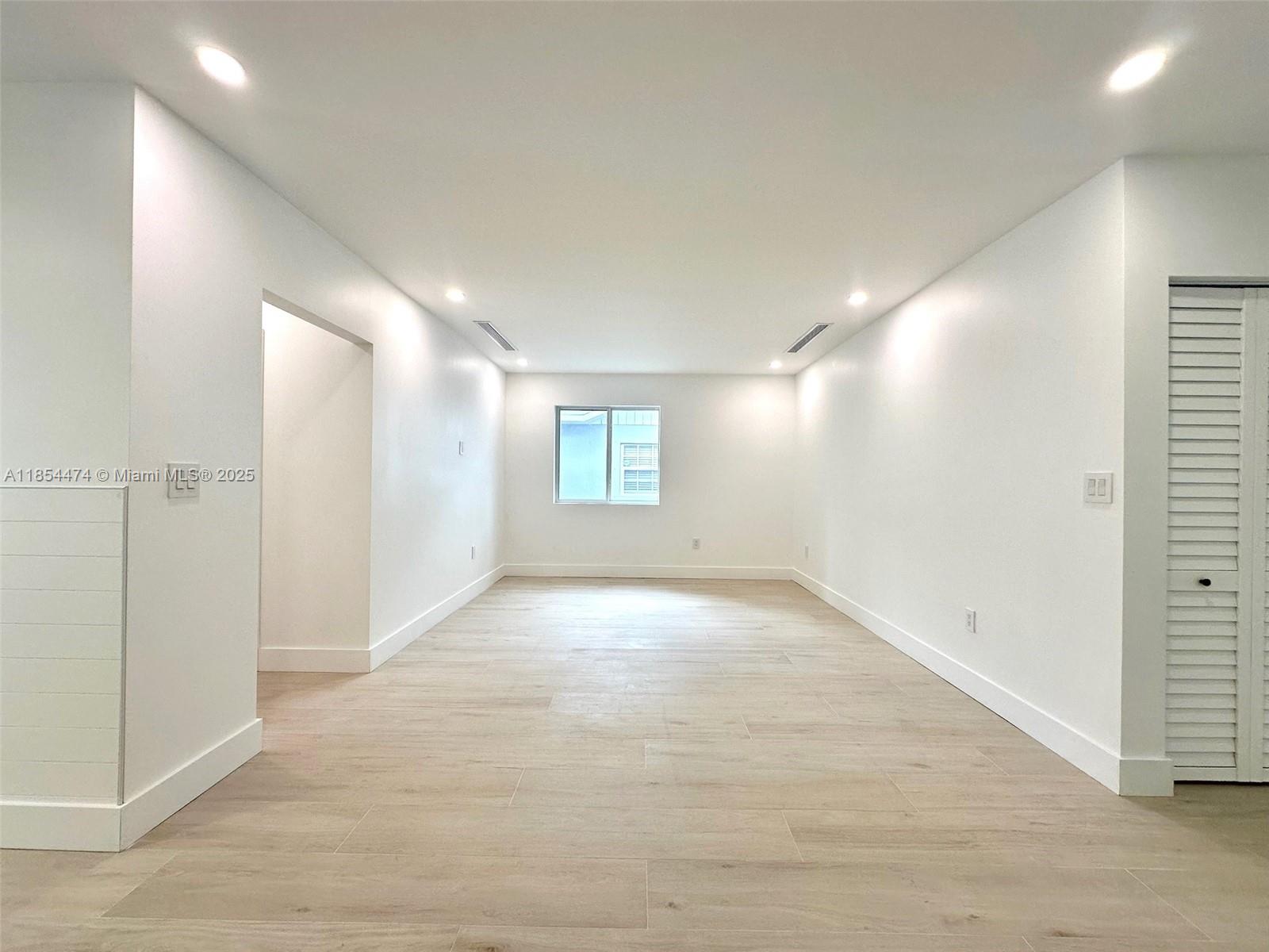 TRAIL PARK - Residential