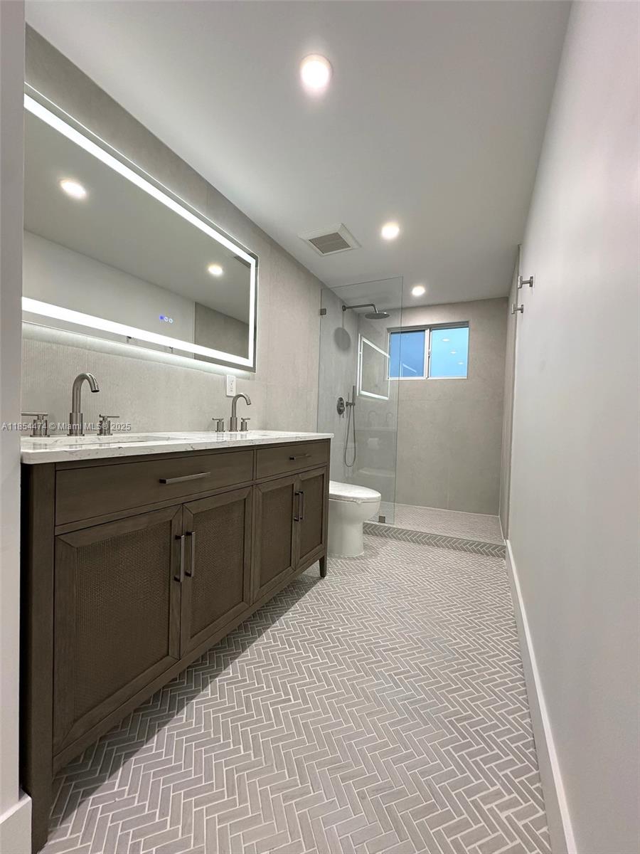 TRAIL PARK - Residential