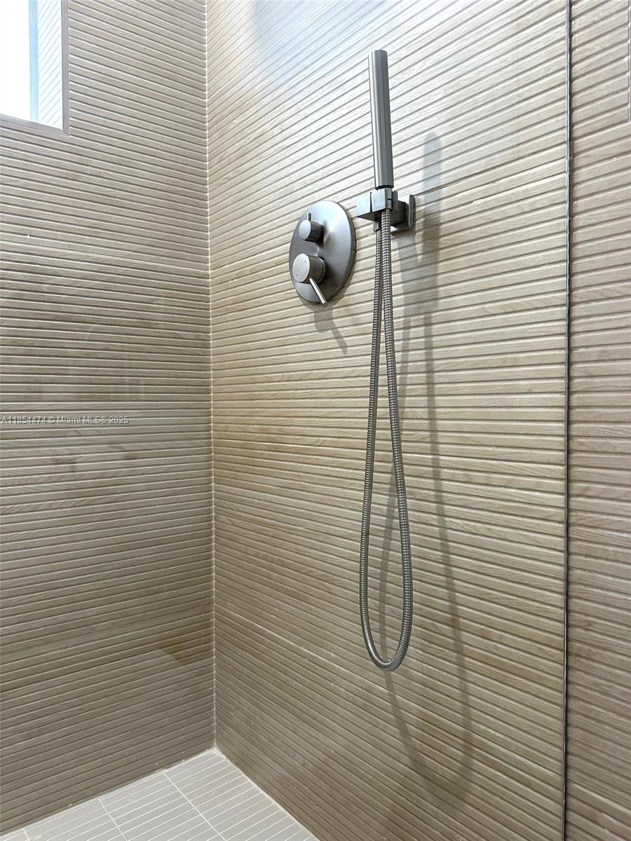 TRAIL PARK - Residential