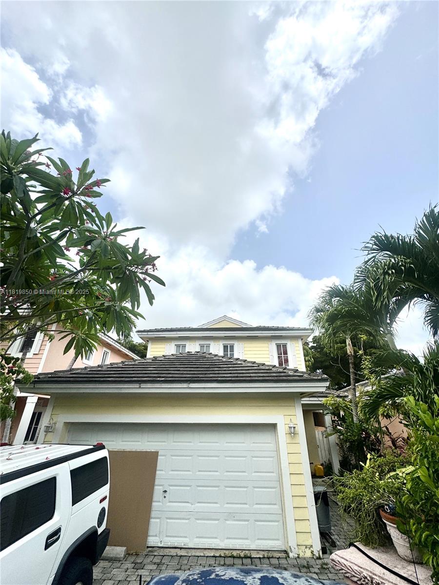 Welcome to this spacious 5-bedroom, 3-bathroom home in the heart of Homestead! Featuring a bright and functional layout with ample living space, this home is perfect for a growing family or anyone seeking comfort and versatility. Located within an exclusive community, residents enjoy access to a beautiful country-style clubhouse. While the home could benefit from some TLC, it offers a great opportunity to customize and make it your own. Ideally situated near top-rated "A" schools, shopping, dining, and with easy access to major highways, this property combines convenience, potential, and value in one desirable package.